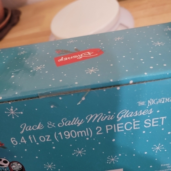 New Disney Nightmare Before Christmas Jack & Sally Mini Glass Set Tim Burton - Picture 2 of 2